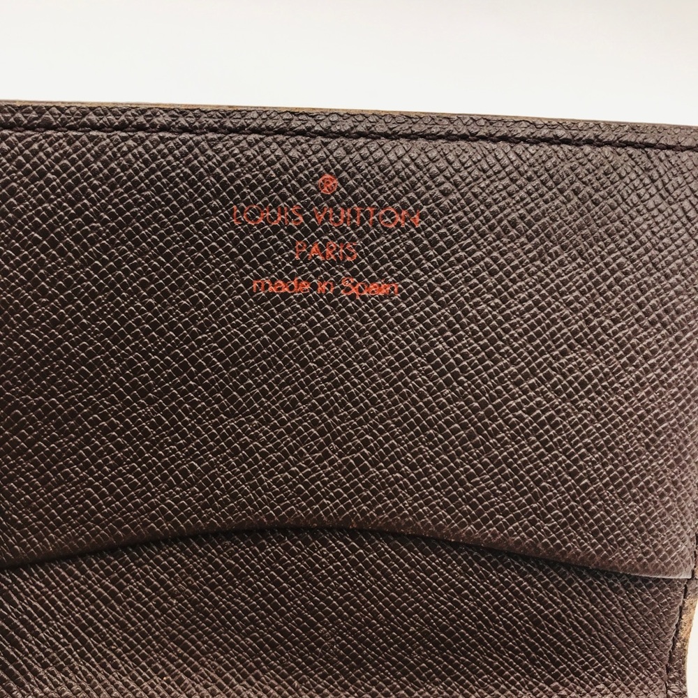 Authentic Louis Vuitton Envelope Business Card Holder - Picture 13 of 15